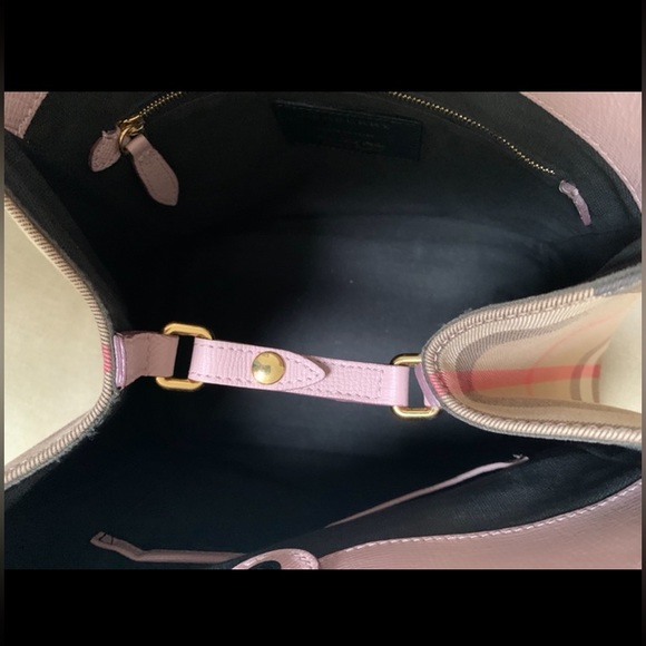 Burberry, Authentic handbag - Picture 8 of 10